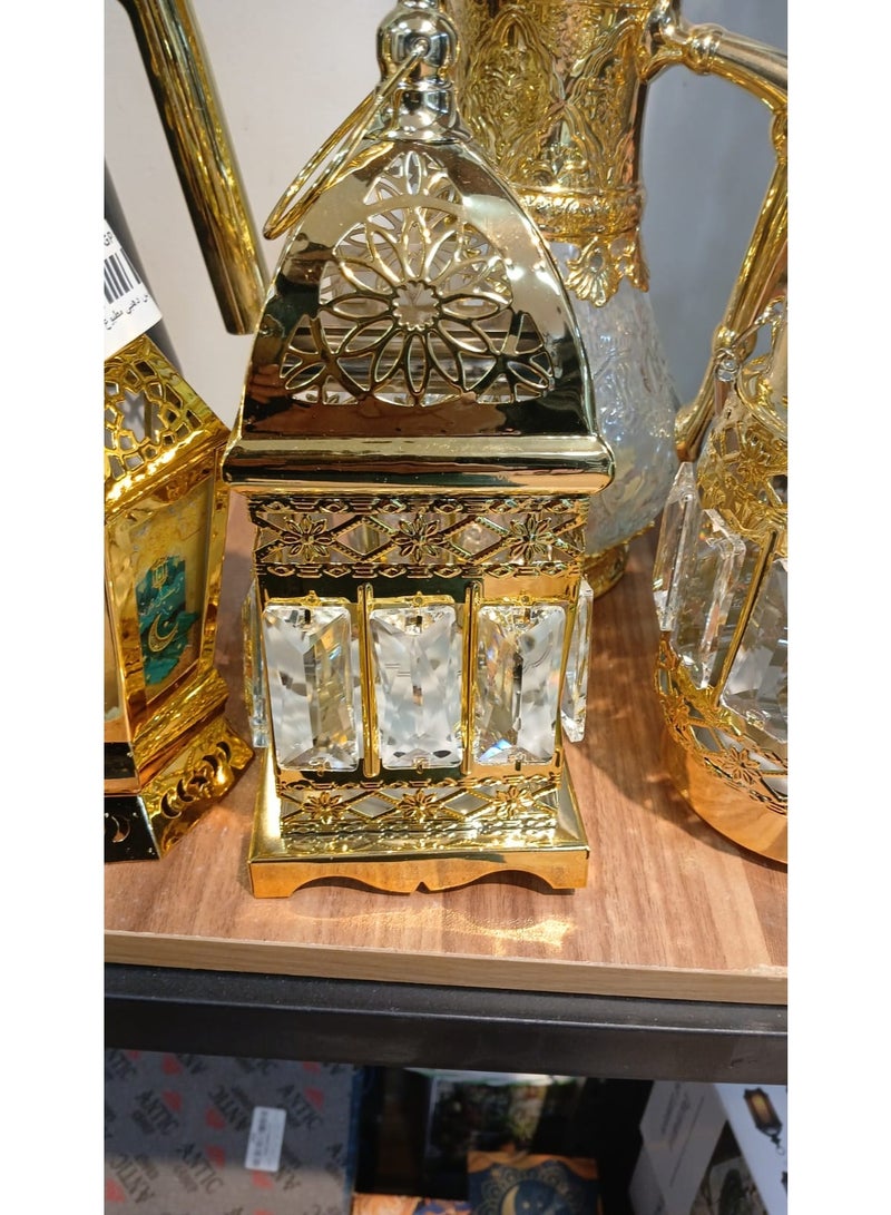Lantern, 13 cm wide, 26 cm high, gilded brass, inlaid with crystal